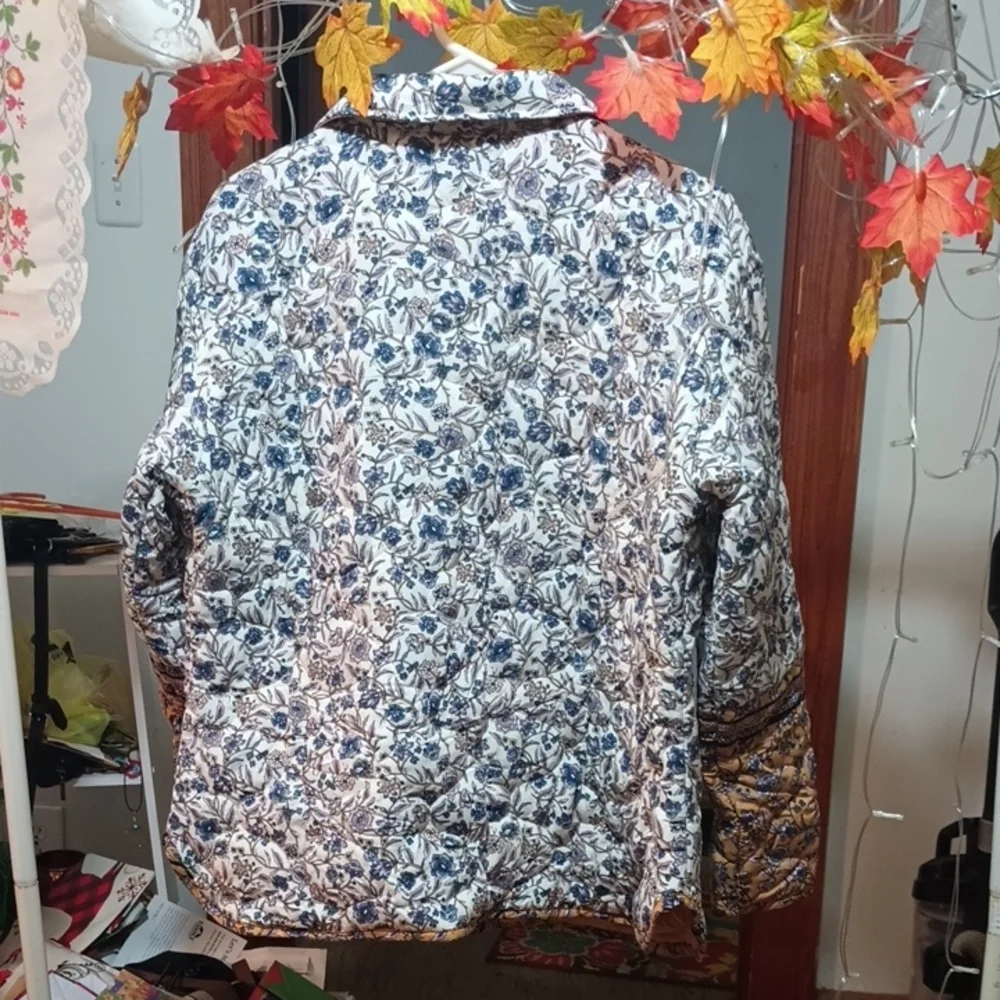 Maurices Blue and Brown Floral quilted jacket - Picture 3 of 13